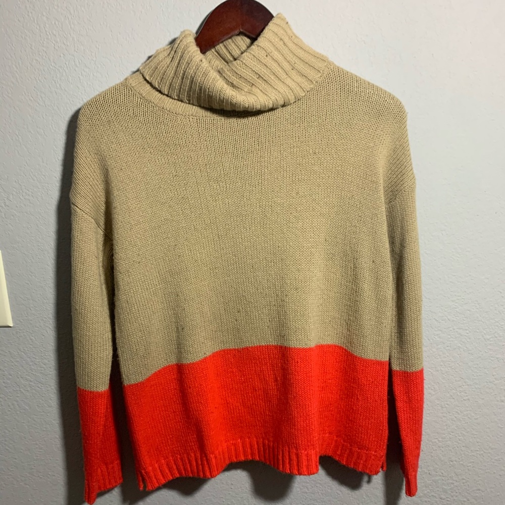 Colorblock Turtleneck sweater